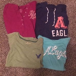 Set of 4 American Eagle tops!